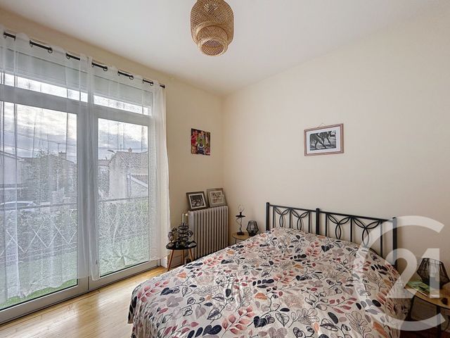 Maison &agrave; louer - 3 pi&egrave;ces - 76 m2 - Angouleme - 16 - POITOU-CHARENTES