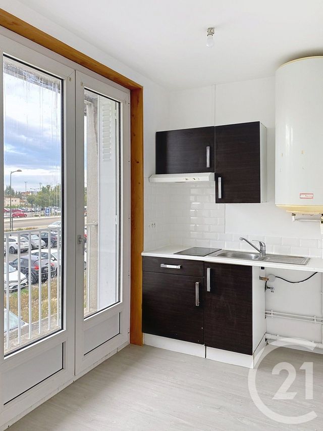 Appartement F2 &agrave; louer - 2 pi&egrave;ces - 28,80 m2 - Angouleme - 16 - POITOU-CHARENTES