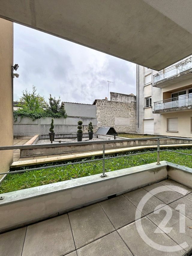 Appartement F2 &agrave; louer - 2 pi&egrave;ces - 27,43 m2 - Angouleme - 16 - POITOU-CHARENTES