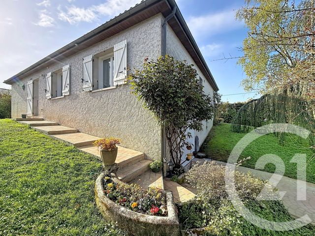 Maison &agrave; vendre - 5 pi&egrave;ces - 109,91 m2 - St Yrieix Sur Charente - 16 - POITOU-CHARENTES