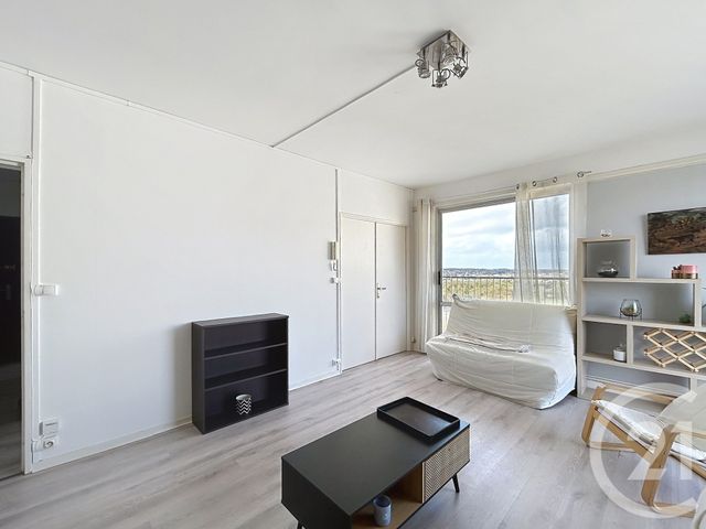 Appartement T3 &agrave; louer - 3 pi&egrave;ces - 62,90 m2 - Angouleme - 16 - POITOU-CHARENTES