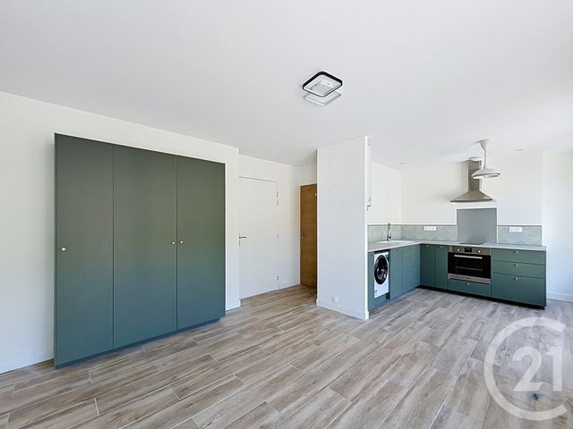 Appartement T2 &agrave; louer - 2 pi&egrave;ces - 40,71 m2 - Angouleme - 16 - POITOU-CHARENTES