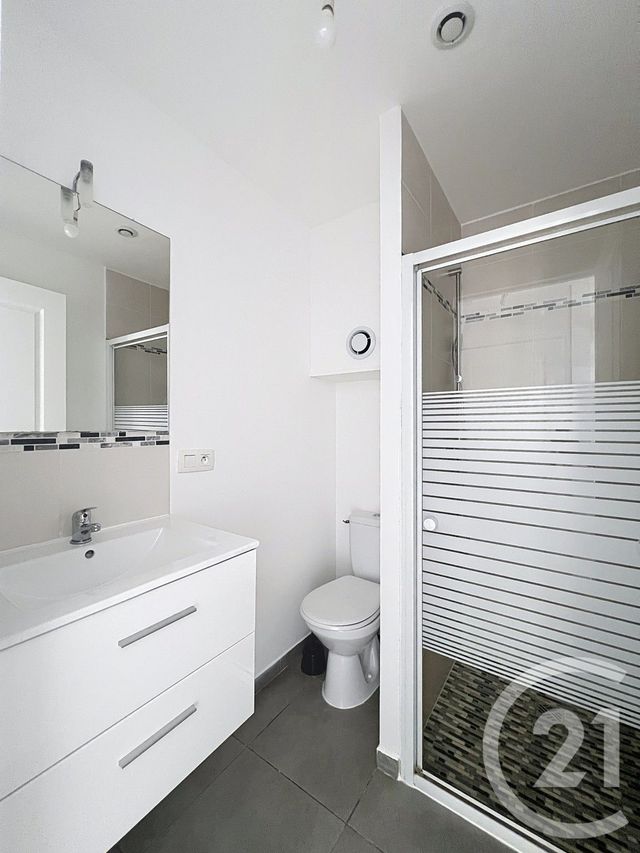 Appartement F1 &agrave; louer - 1 pi&egrave;ce - 24,18 m2 - Angouleme - 16 - POITOU-CHARENTES