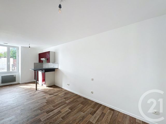 Appartement F1 &agrave; louer - 1 pi&egrave;ce - 24,18 m2 - Angouleme - 16 - POITOU-CHARENTES