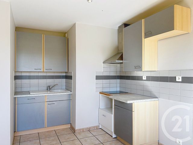 Appartement T2 &agrave; louer - 2 pi&egrave;ces - 52 m2 - Angouleme - 16 - POITOU-CHARENTES