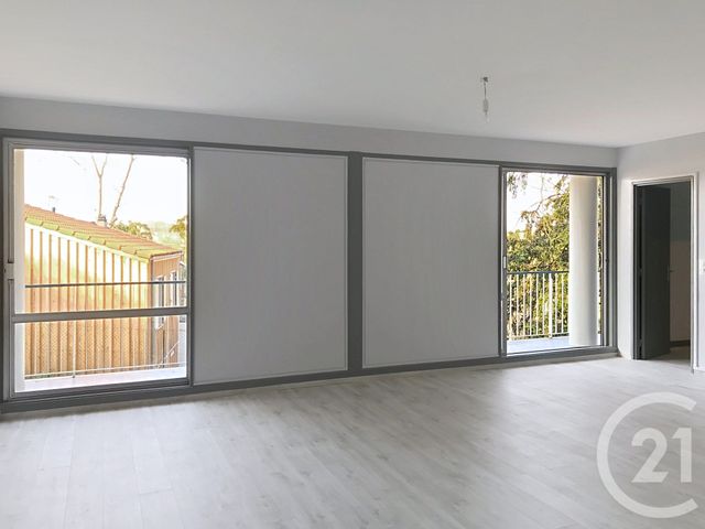 Appartement F3 &agrave; louer - 3 pi&egrave;ces - 88,60 m2 - Angouleme - 16 - POITOU-CHARENTES