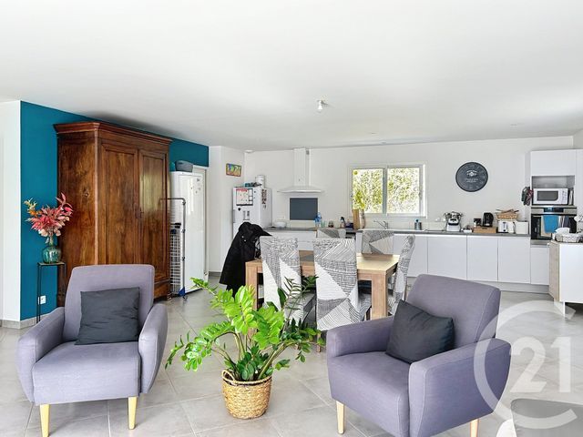 Maison &agrave; louer - 4 pi&egrave;ces - 112 m2 - Puymoyen - 16 - POITOU-CHARENTES