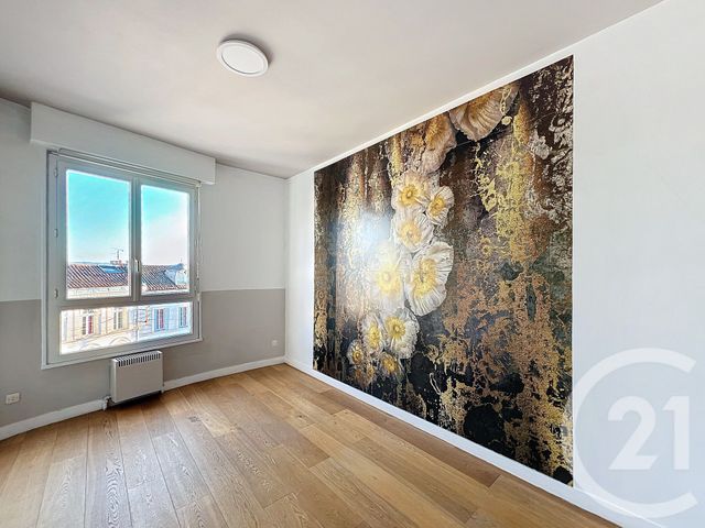 Appartement F2 &agrave; louer - 2 pi&egrave;ces - 51,70 m2 - Angouleme - 16 - POITOU-CHARENTES