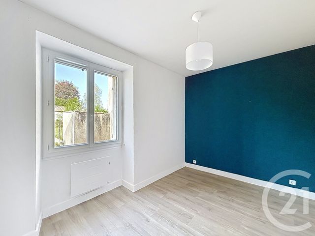 Maison &agrave; louer - 3 pi&egrave;ces - 65,67 m2 - Garat - 16 - POITOU-CHARENTES