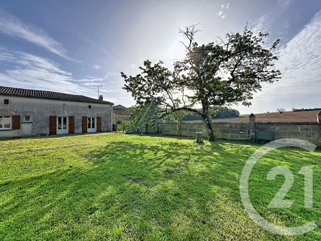 Maison &agrave; louer - 3 pi&egrave;ces - 65,67 m2 - Garat - 16 - POITOU-CHARENTES