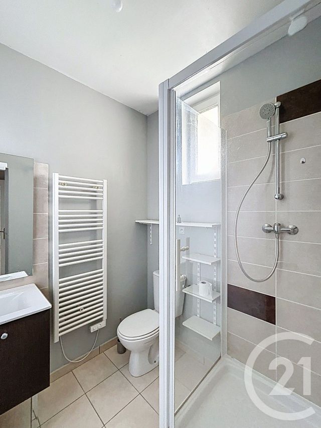 Appartement F2 &agrave; louer - 2 pi&egrave;ces - 48,04 m2 - Angouleme - 16 - POITOU-CHARENTES