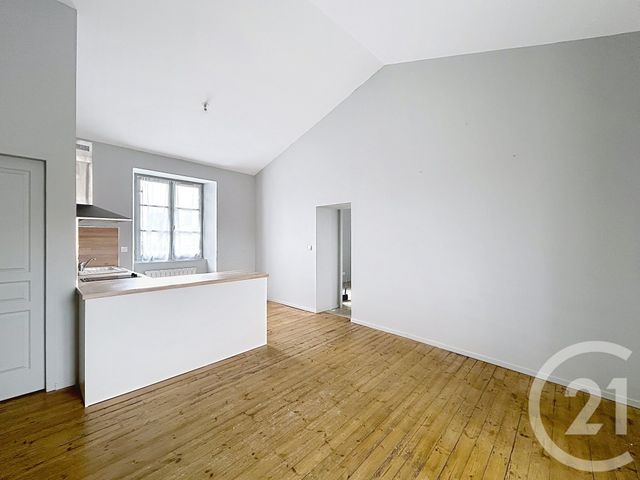 Appartement F2 &agrave; louer - 2 pi&egrave;ces - 48,04 m2 - Angouleme - 16 - POITOU-CHARENTES