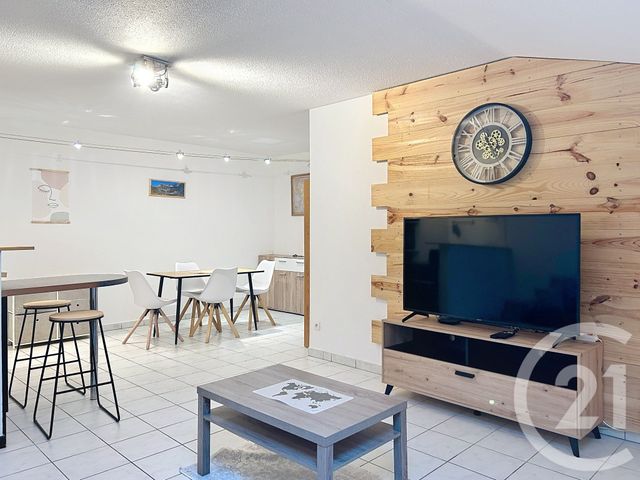 Appartement F3 &agrave; louer - 3 pi&egrave;ces - 63,56 m2 - Angouleme - 16 - POITOU-CHARENTES