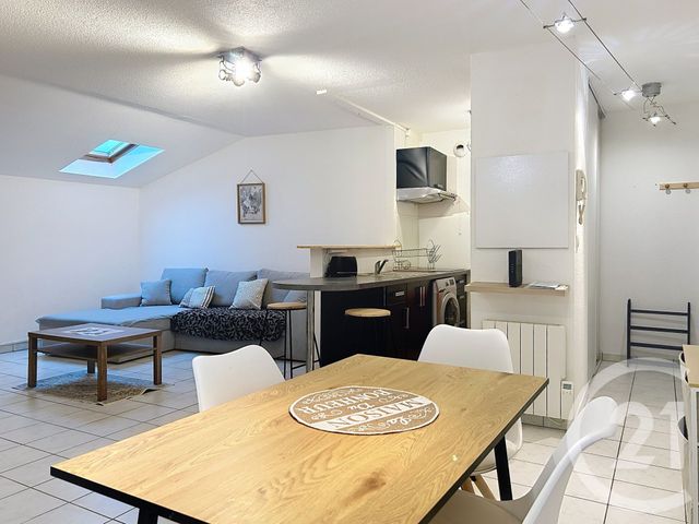 Appartement F3 &agrave; louer - 3 pi&egrave;ces - 63,56 m2 - Angouleme - 16 - POITOU-CHARENTES