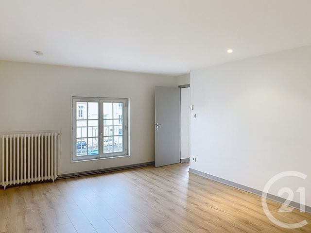 Appartement F2 &agrave; louer - 2 pi&egrave;ces - 48,80 m2 - Angouleme - 16 - POITOU-CHARENTES