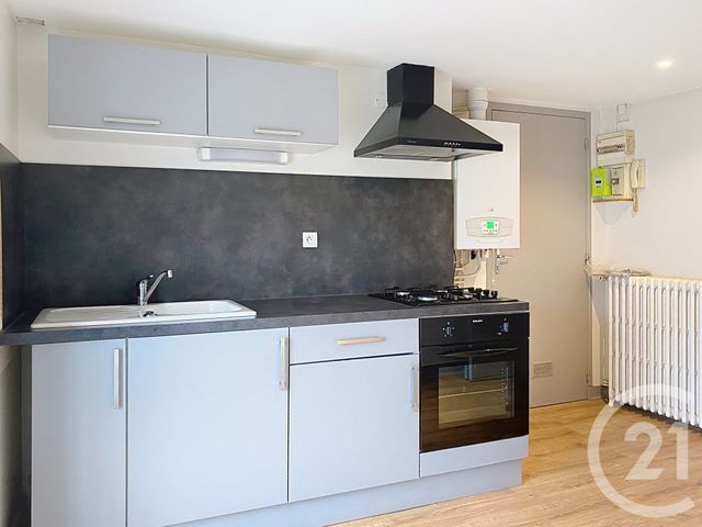 Appartement F2 &agrave; louer - 2 pi&egrave;ces - 48,80 m2 - Angouleme - 16 - POITOU-CHARENTES