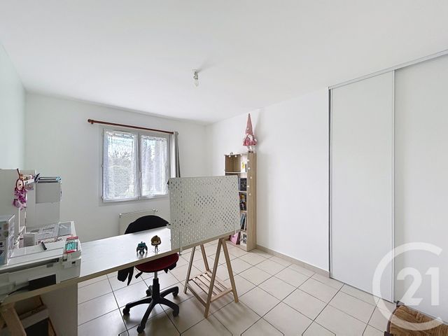 Maison &agrave; louer - 4 pi&egrave;ces - 103,03 m2 - Brie - 16 - POITOU-CHARENTES