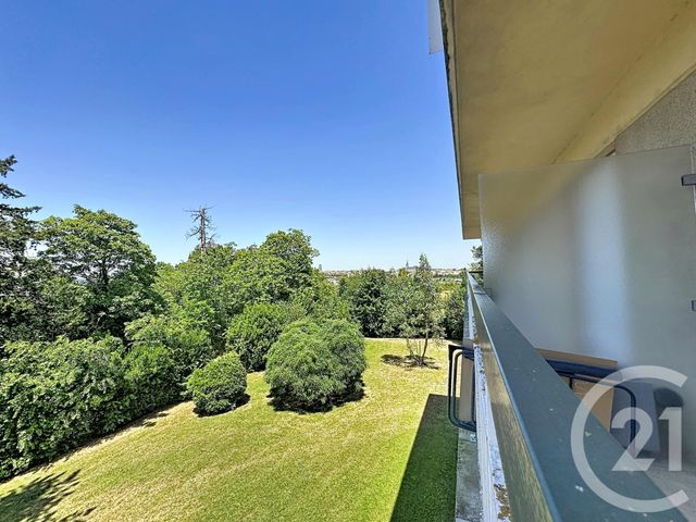 Appartement F3 &agrave; vendre - 4 pi&egrave;ces - 67,11 m2 - Angouleme - 16 - POITOU-CHARENTES