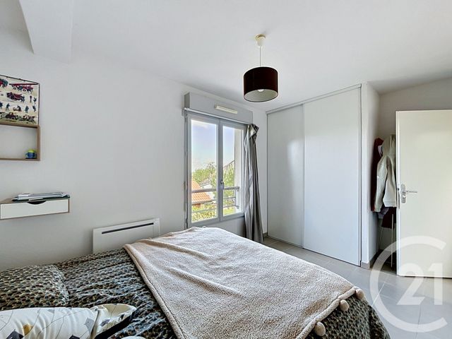 Maison &agrave; louer - 4 pi&egrave;ces - 76,50 m2 - Angouleme - 16 - POITOU-CHARENTES