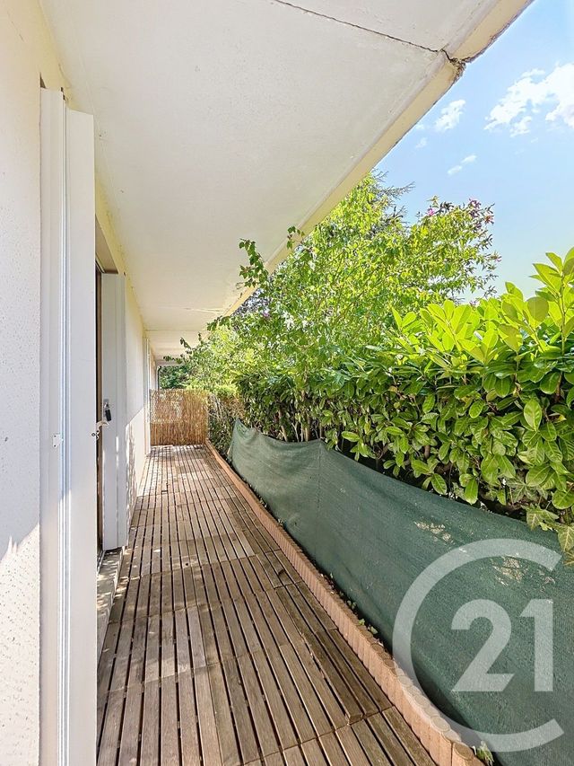Appartement F2 &agrave; louer - 2 pi&egrave;ces - 54,78 m2 - Angouleme - 16 - POITOU-CHARENTES