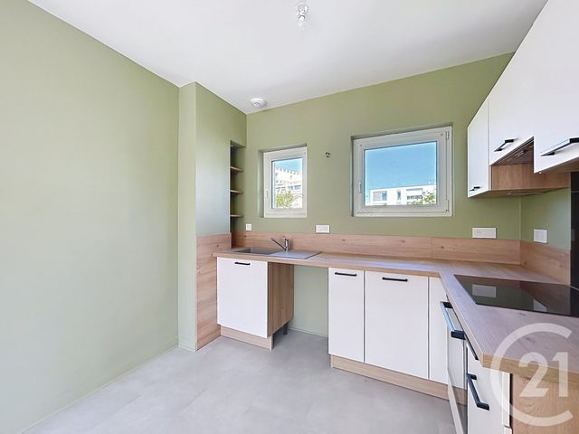 Appartement F3 &agrave; louer - 3 pi&egrave;ces - 61,76 m2 - Angouleme - 16 - POITOU-CHARENTES