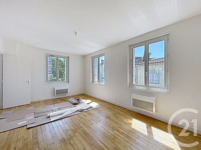 Appartement F3 &agrave; louer - 3 pi&egrave;ces - 61,76 m2 - Angouleme - 16 - POITOU-CHARENTES