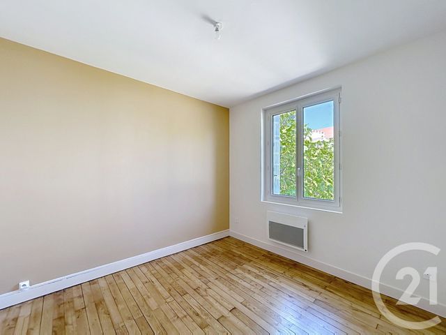 Appartement F3 &agrave; louer - 3 pi&egrave;ces - 61,76 m2 - Angouleme - 16 - POITOU-CHARENTES