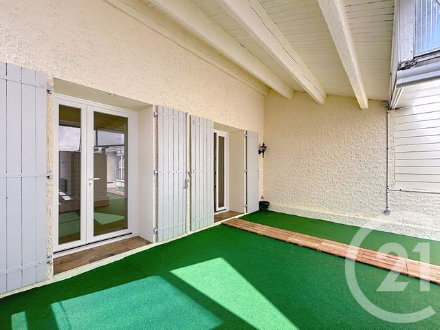 Appartement F4 &agrave; louer - 4 pi&egrave;ces - 95,50 m2 - Angouleme - 16 - POITOU-CHARENTES