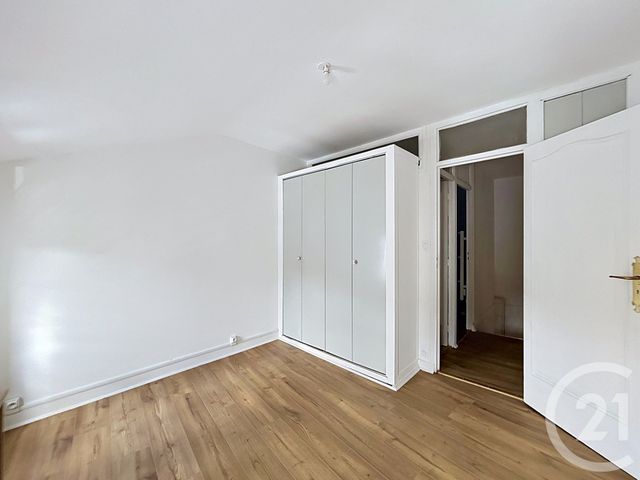 Appartement F4 &agrave; louer - 4 pi&egrave;ces - 95,50 m2 - Angouleme - 16 - POITOU-CHARENTES