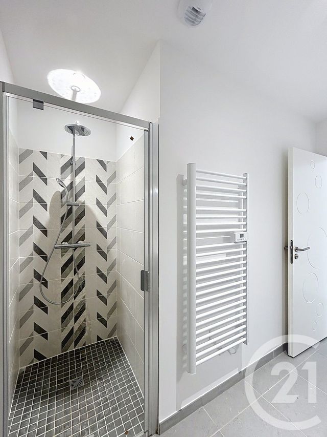 Appartement F2 &agrave; louer - 2 pi&egrave;ces - 43,67 m2 - Angouleme - 16 - POITOU-CHARENTES