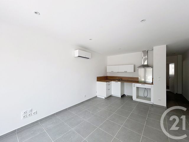 Appartement F2 &agrave; louer - 2 pi&egrave;ces - 43,67 m2 - Angouleme - 16 - POITOU-CHARENTES