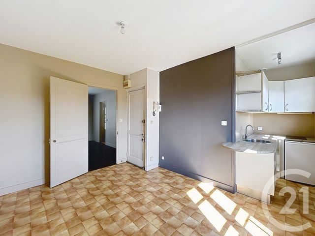 Appartement F2 &agrave; louer - 2 pi&egrave;ces - 33,96 m2 - Angouleme - 16 - POITOU-CHARENTES