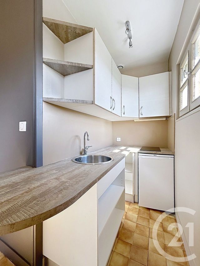 Appartement F2 &agrave; louer - 2 pi&egrave;ces - 33,96 m2 - Angouleme - 16 - POITOU-CHARENTES