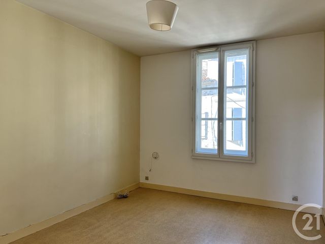 Appartement F2 &agrave; louer - 2 pi&egrave;ces - 33,96 m2 - Angouleme - 16 - POITOU-CHARENTES