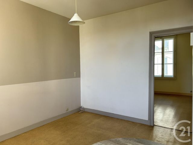 Appartement F2 &agrave; louer - 2 pi&egrave;ces - 33,96 m2 - Angouleme - 16 - POITOU-CHARENTES