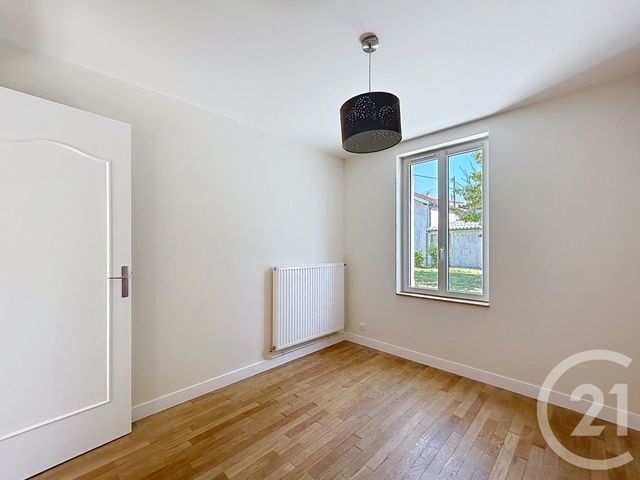 Maison &agrave; louer - 3 pi&egrave;ces - 75,30 m2 - Angouleme - 16 - POITOU-CHARENTES