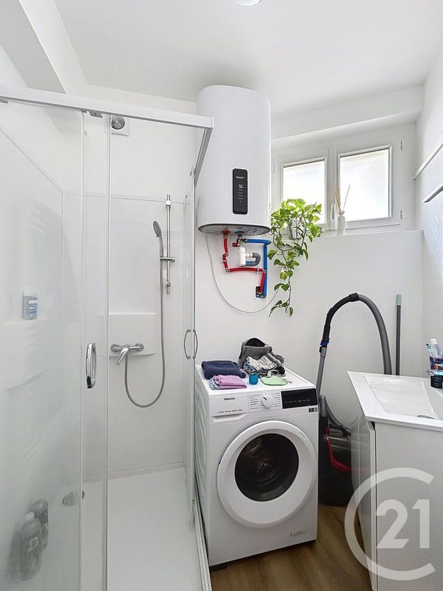 Appartement F2 &agrave; louer - 2 pi&egrave;ces - 45,85 m2 - Angouleme - 16 - POITOU-CHARENTES