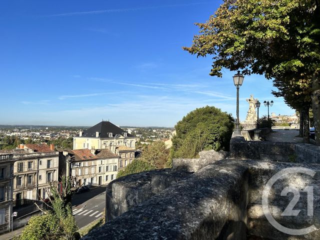Appartement F2 &agrave; louer - 2 pi&egrave;ces - 45,85 m2 - Angouleme - 16 - POITOU-CHARENTES