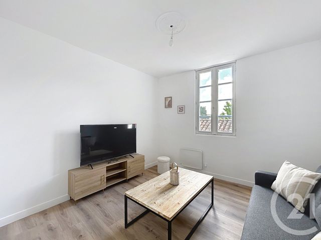 Maison &agrave; louer - 4 pi&egrave;ces - 68,30 m2 - Angouleme - 16 - POITOU-CHARENTES