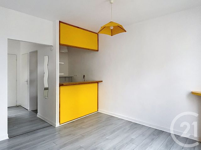 Appartement Studio &agrave; louer - 1 pi&egrave;ce - 30,55 m2 - Angouleme - 16 - POITOU-CHARENTES