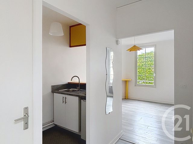 Appartement Studio &agrave; louer - 1 pi&egrave;ce - 30,55 m2 - Angouleme - 16 - POITOU-CHARENTES