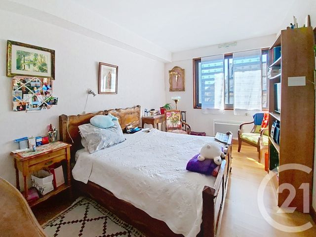 Appartement F4 &agrave; vendre - 4 pi&egrave;ces - 112 m2 - Angouleme - 16 - POITOU-CHARENTES