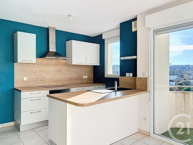 Appartement F3 &agrave; louer - 3 pi&egrave;ces - 63,50 m2 - Angouleme - 16 - POITOU-CHARENTES