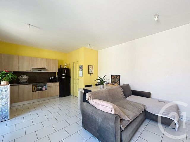 Appartement F2 &agrave; louer - 2 pi&egrave;ces - 46 m2 - Angouleme - 16 - POITOU-CHARENTES