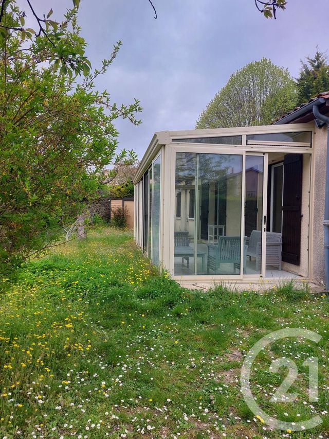 Maison &agrave; vendre - 4 pi&egrave;ces - 103 m2 - Ruelle Sur Touvre - 16 - POITOU-CHARENTES