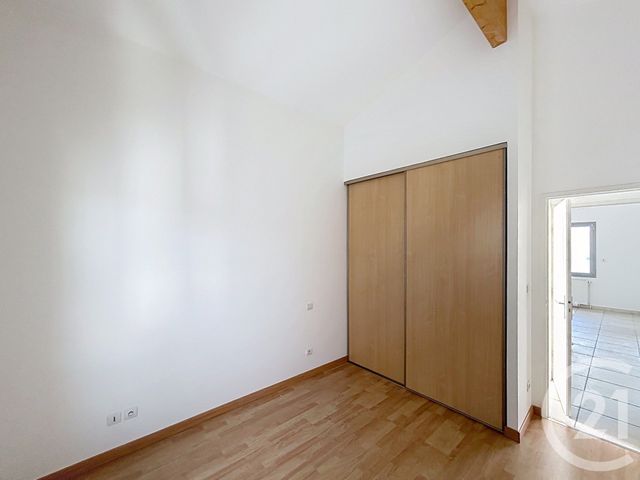 Appartement F3 &agrave; louer - 3 pi&egrave;ces - 55,95 m2 - Angouleme - 16 - POITOU-CHARENTES