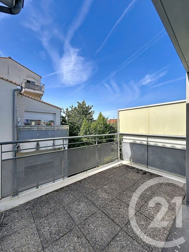 Appartement F3 &agrave; louer - 3 pi&egrave;ces - 55,95 m2 - Angouleme - 16 - POITOU-CHARENTES