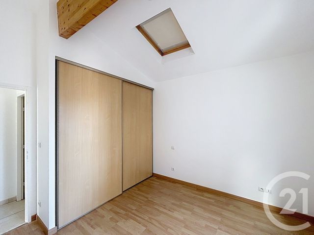 Appartement F3 &agrave; louer - 3 pi&egrave;ces - 55,95 m2 - Angouleme - 16 - POITOU-CHARENTES
