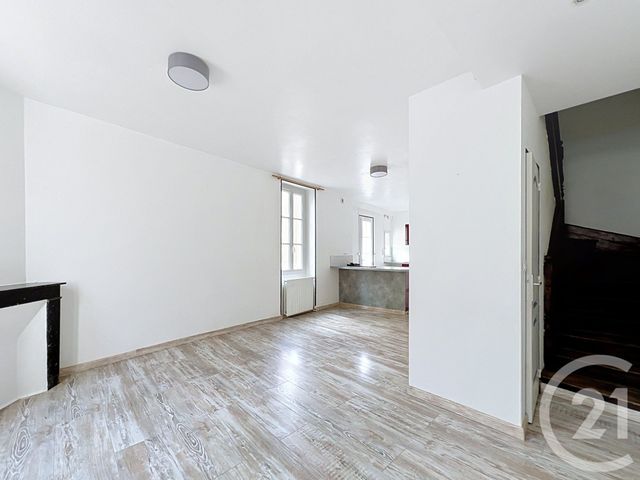 Maison &agrave; louer - 4 pi&egrave;ces - 91,07 m2 - Angouleme - 16 - POITOU-CHARENTES