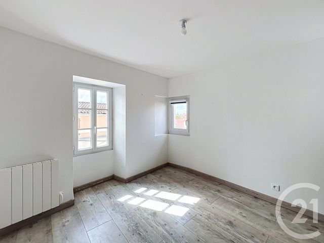 Maison &agrave; louer - 4 pi&egrave;ces - 91,07 m2 - Angouleme - 16 - POITOU-CHARENTES